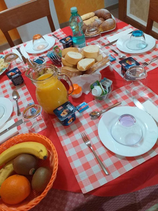 SantʼAnna Arresi B&B Il Girasole المظهر الخارجي الصورة