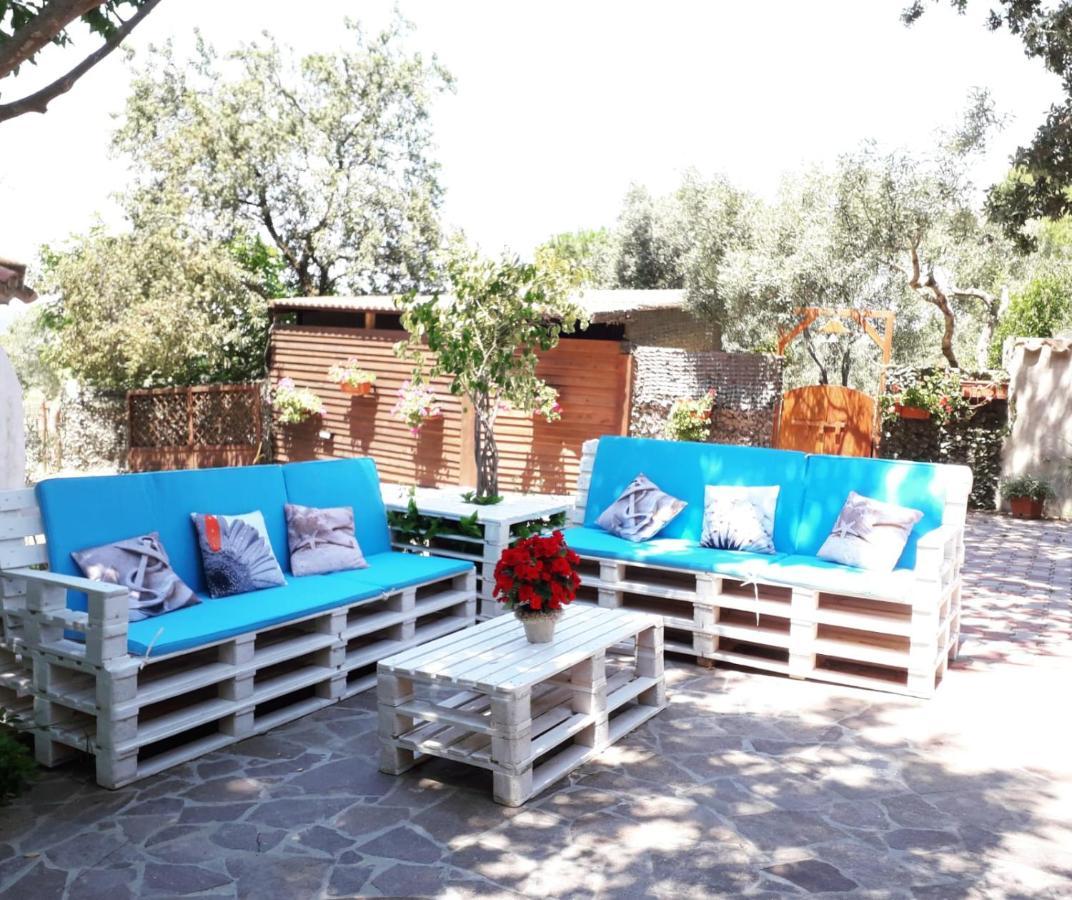 SantʼAnna Arresi B&B Il Girasole المظهر الخارجي الصورة