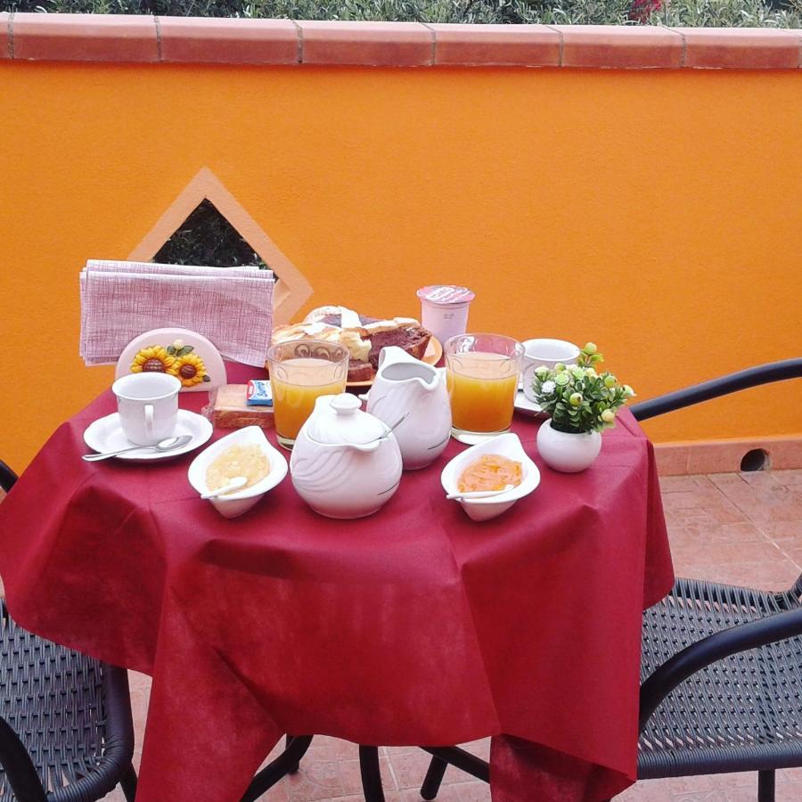 SantʼAnna Arresi B&B Il Girasole المظهر الخارجي الصورة