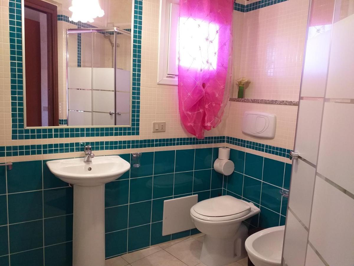 SantʼAnna Arresi B&B Il Girasole المظهر الخارجي الصورة