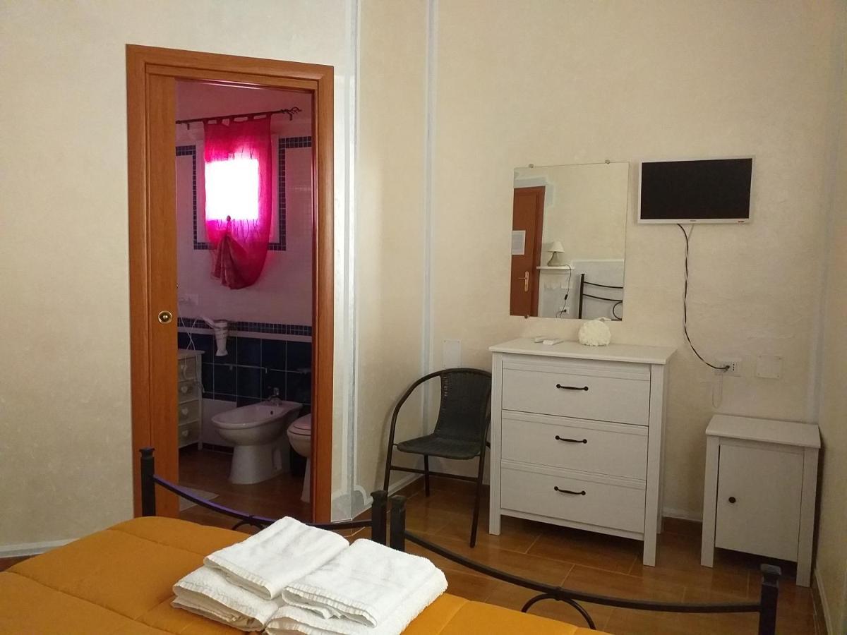 SantʼAnna Arresi B&B Il Girasole المظهر الخارجي الصورة