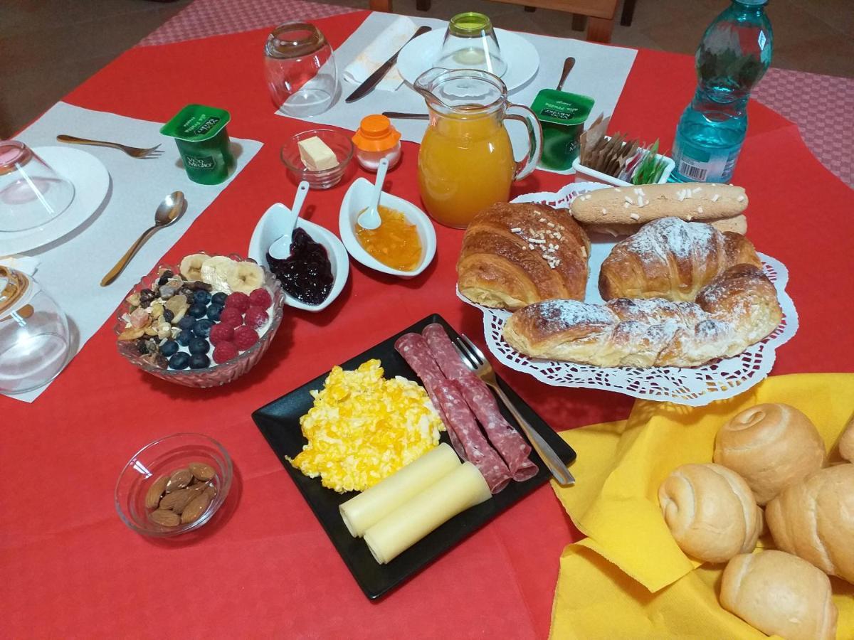 SantʼAnna Arresi B&B Il Girasole المظهر الخارجي الصورة