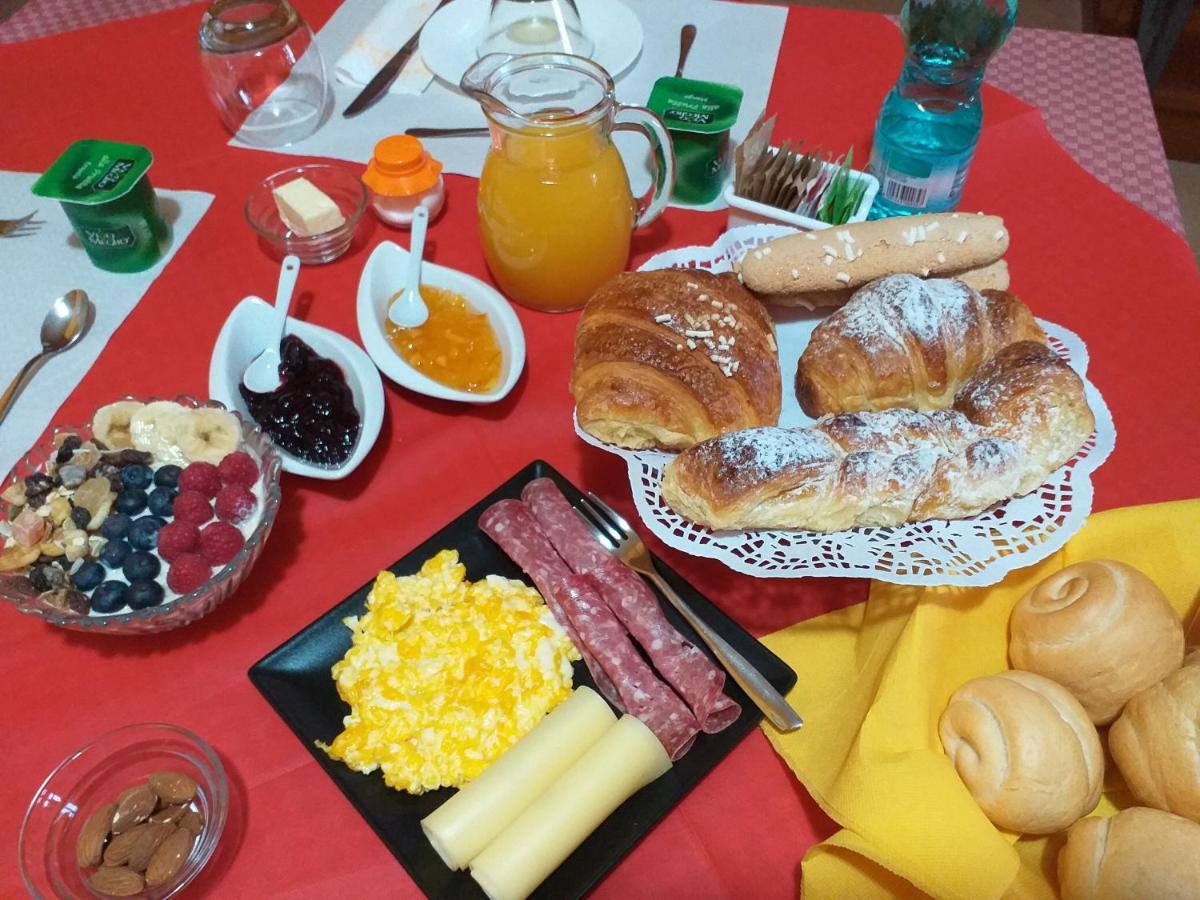 SantʼAnna Arresi B&B Il Girasole المظهر الخارجي الصورة