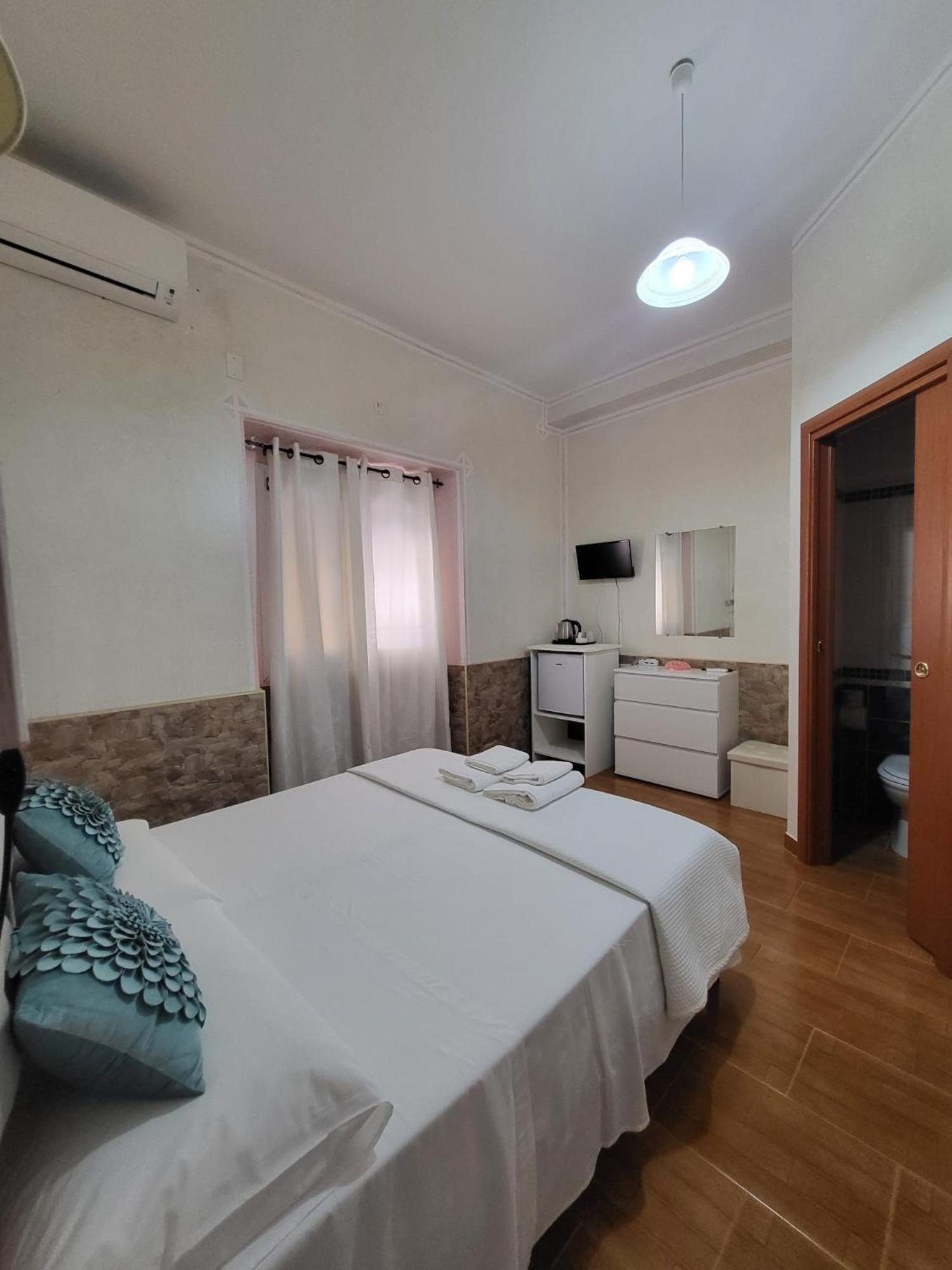 SantʼAnna Arresi B&B Il Girasole المظهر الخارجي الصورة