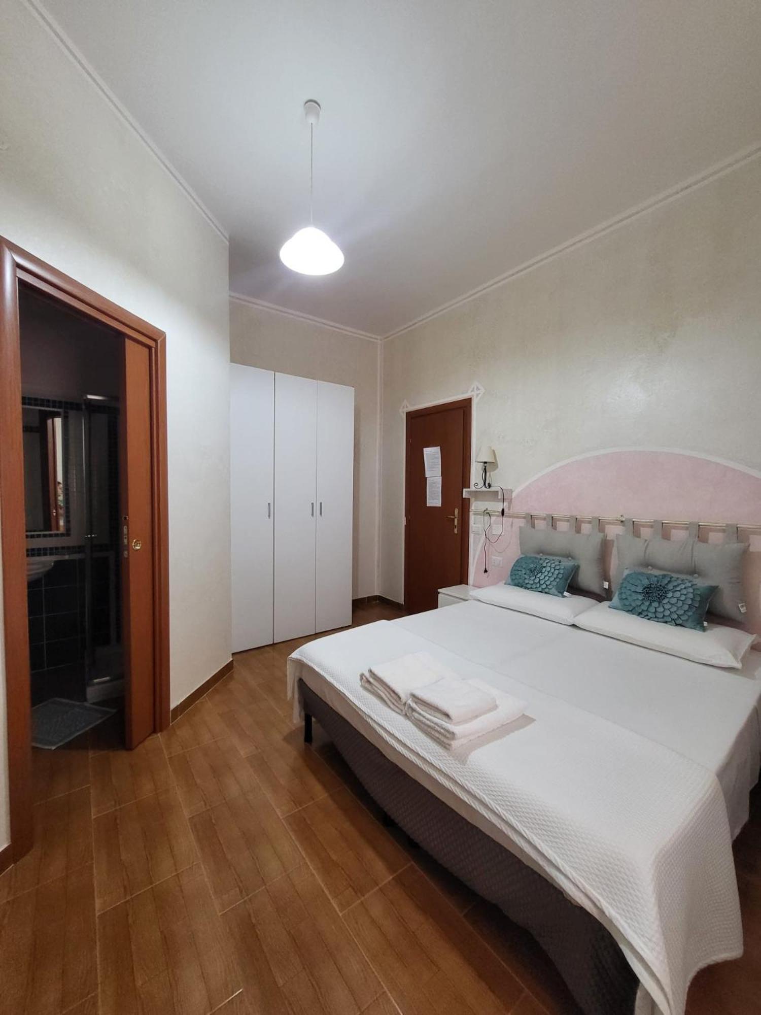 SantʼAnna Arresi B&B Il Girasole المظهر الخارجي الصورة